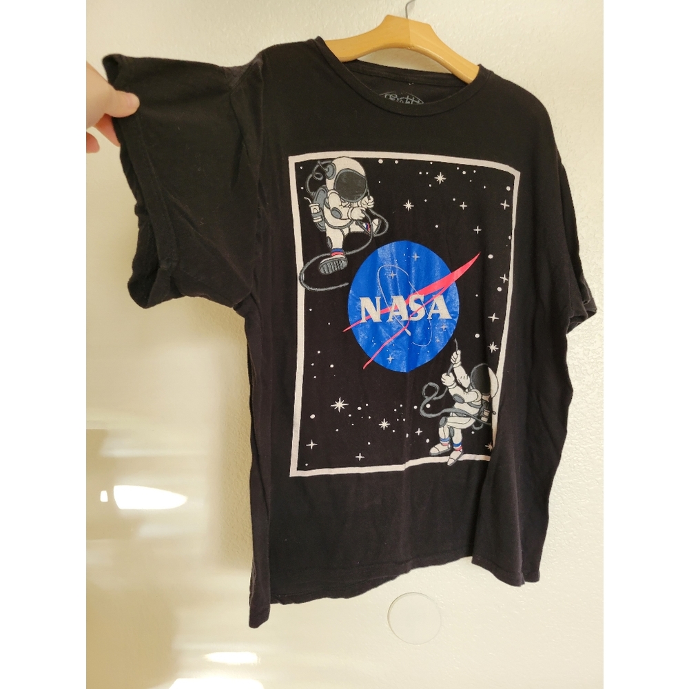 Mens NASA Graphic tee Black and blue Size XL